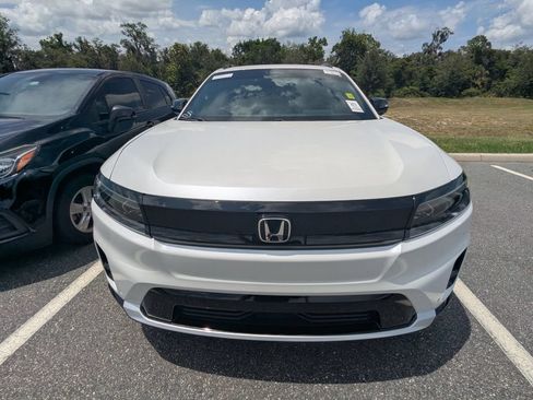 Used 2024 Honda Prologue Touring image 2