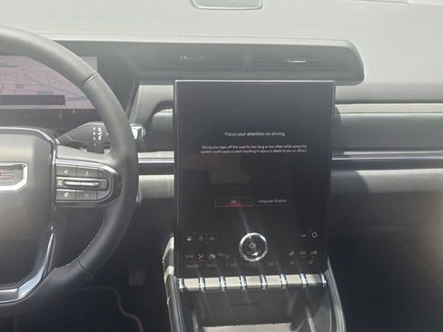 New 2026 GMC Terrain AT4 w/ Technology Package II AWD/4WD image 14