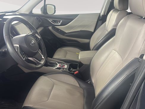 Used 2022 Subaru Forester Limited image 7