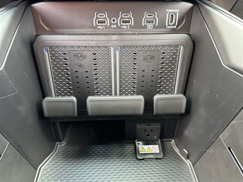 New 2026 RAM 1500 Laramie w/ Advanced Safety Group II image 60