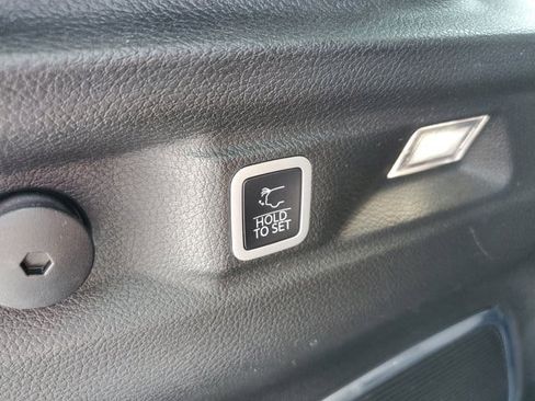 Used 2021 Jeep Grand Cherokee L Limited image 14