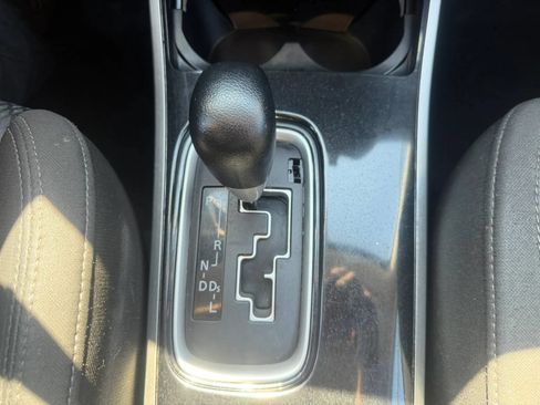 Used 2020 Mitsubishi Outlander ES AWD/4WD image 21