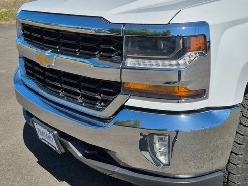 Used 2018 Chevrolet Silverado 1500 LT image 12