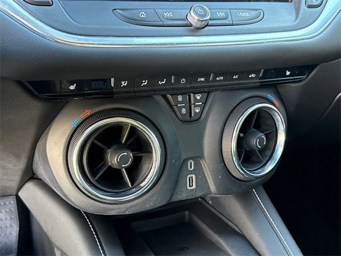 Used 2023 Chevrolet Blazer LT w/ Convenience Package image 26