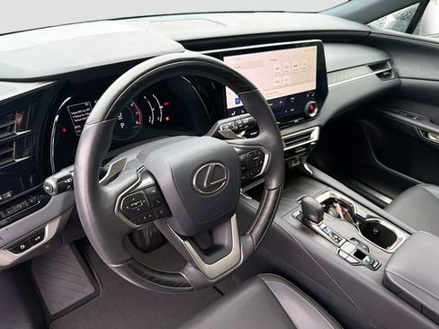 Used 2023 Lexus RX 350 Premium w/ Accessory Package AWD/4WD image 9