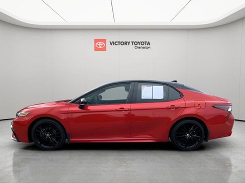 Used 2024 Toyota Camry XSE image 3