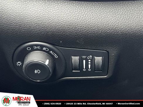 Used 2024 Jeep Compass Latitude AWD/4WD image 24