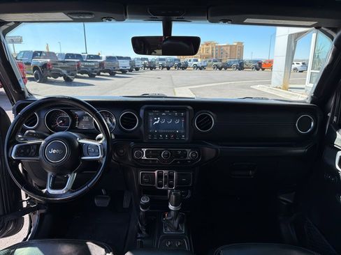 Used 2020 Jeep Gladiator Overland image 27