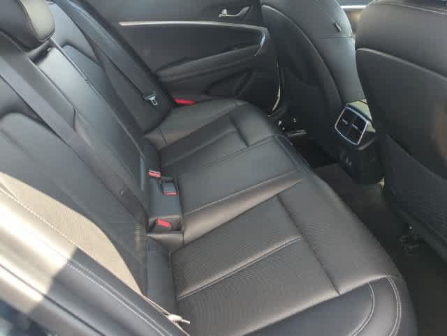 Used 2025 Genesis G70 2.5T AWD/4WD image 20