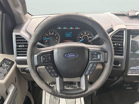 Used 2015 Ford F150 XLT RWD image 20