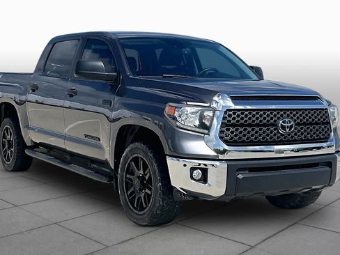 Used 2021 Toyota Tundra SR5 RWD image 3