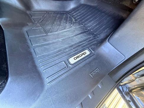 Used 2022 Ford F150 Lariat w/ Equipment Group 502A High image 27