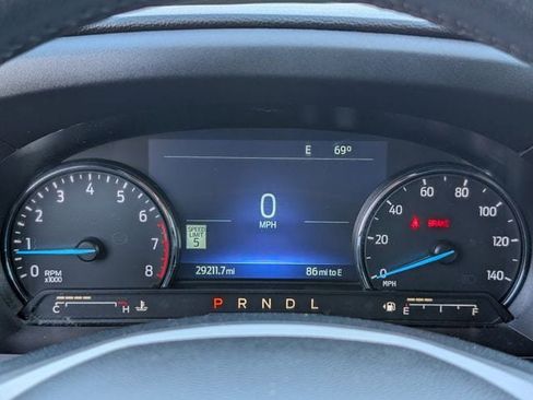 Used 2022 Ford Explorer XLT w/ Equipment Group 202A image 12