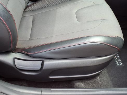 Used 2022 Hyundai Elantra N Line FWD image 13