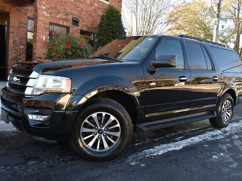 Used 2017 Ford Expedition EL XLT w/ Equipment Group 202A image 50