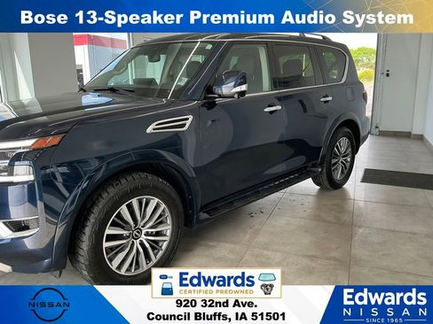 Used 2023 Nissan Armada SL AWD/4WD image 5