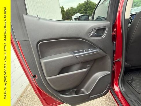 Used 2022 Chevrolet Colorado LT w/ LT Convenience Package AWD/4WD image 36