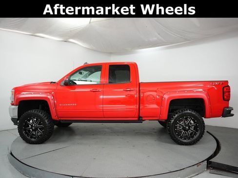 Used 2019 Chevrolet Silverado 1500 LT image 4