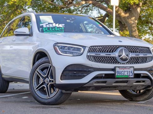 Used 2020 Mercedes-Benz GLC 300 image 2