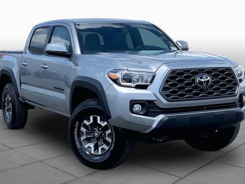 Used 2023 Toyota Tacoma TRD Off-Road AWD/4WD image 3