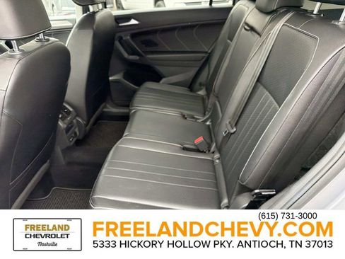 Used 2022 Volkswagen Tiguan SE image 17