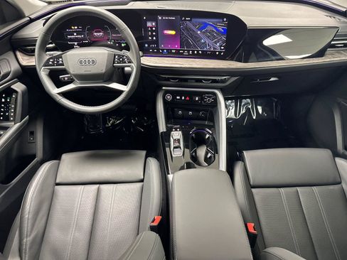 Used 2025 Audi Q5 Premium Plus AWD/4WD image 13