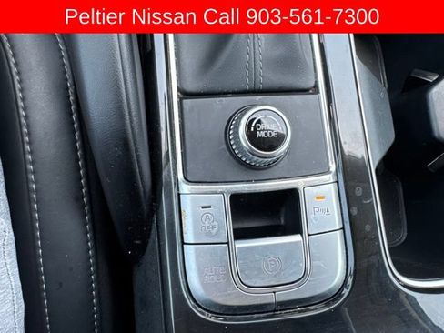 Used 2025 Kia Telluride S FWD image 17