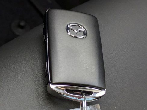 Certified 2025 MAZDA CX-30 AWD 2.5 S w/ Preferred Package image 36