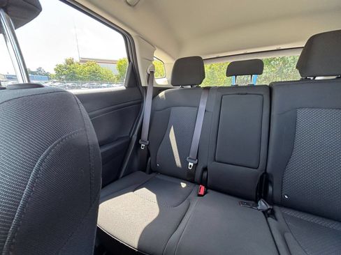 Used 2025 Kia Sportage LX FWD image 33