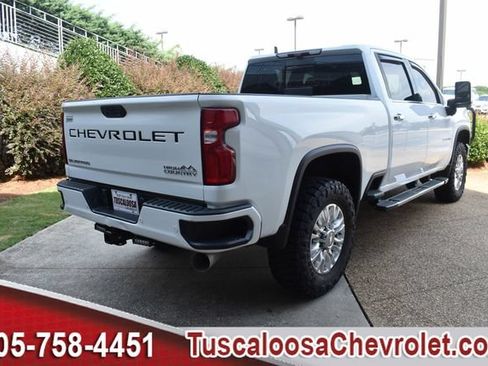 Used 2021 Chevrolet Silverado 2500 High Country w/ Z71 Off-Road Package AWD/4WD image 11