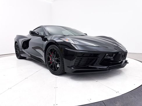 Used 2023 Chevrolet Corvette Stingray w/ Z51 Performance Package image 31