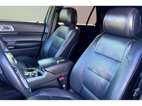 Used 2014 Ford Explorer Sport w/ Equipment Group 401A image 18