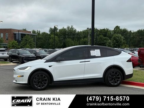 Used 2022 Tesla Model X AWD/4WD image 4