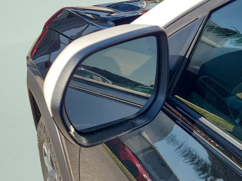 New 2026 Chevrolet Equinox ACTIV w/ Convenience Package III FWD image 27