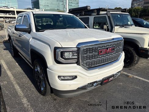 Used 2017 GMC Sierra 1500 Denali w/ Denali Ultimate Package AWD/4WD image 1