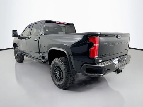 Certified 2024 Chevrolet Silverado 2500 ZR2 w/ Technology Package AWD/4WD image 5