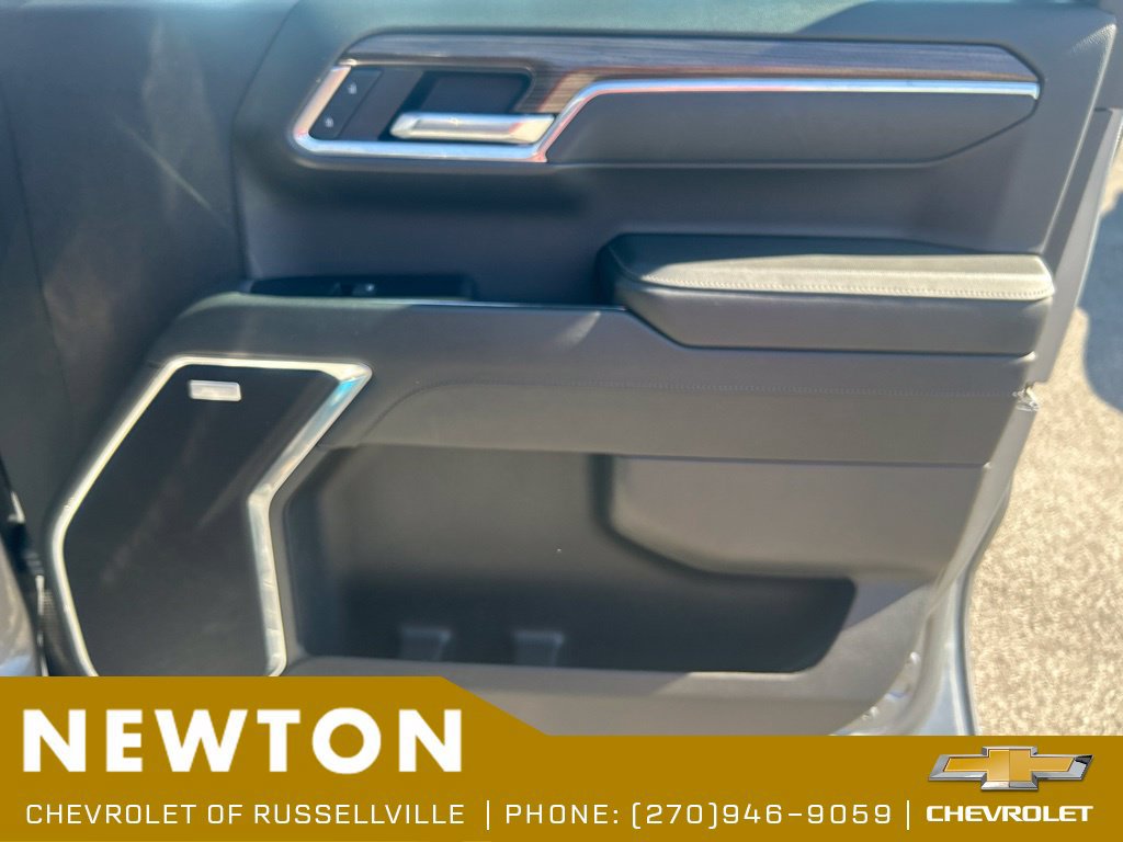 Used 2025 Chevrolet Silverado 1500 RST w/ RST All Star Premium Package AWD/4WD image 23