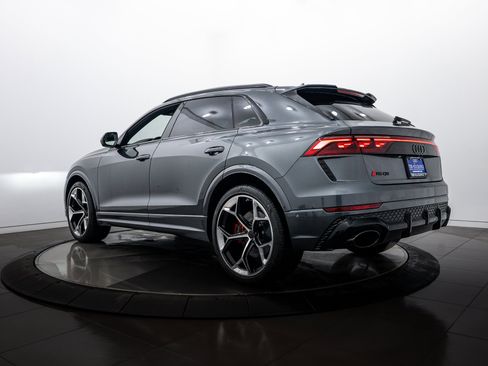 New 2026 Audi RS Q8 performance image 5