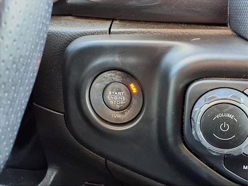 Used 2022 Jeep Wrangler Unlimited Rubicon w/ Trailer Tow Package image 16