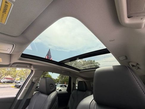 Certified 2024 Acura MDX FWD w/ Technology Package image 21