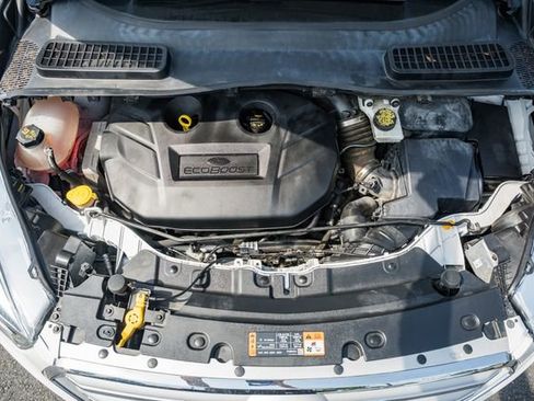 Used 2017 Ford Escape Titanium FWD image 20