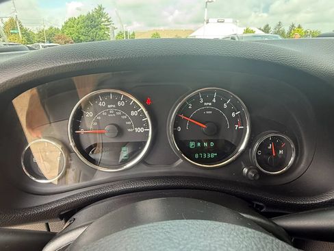 Used 2017 Jeep Wrangler Unlimited Sport w/ Quick Order Package 24S AWD/4WD image 16
