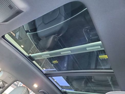 New 2026 Volkswagen Atlas Cross Sport SE image 27