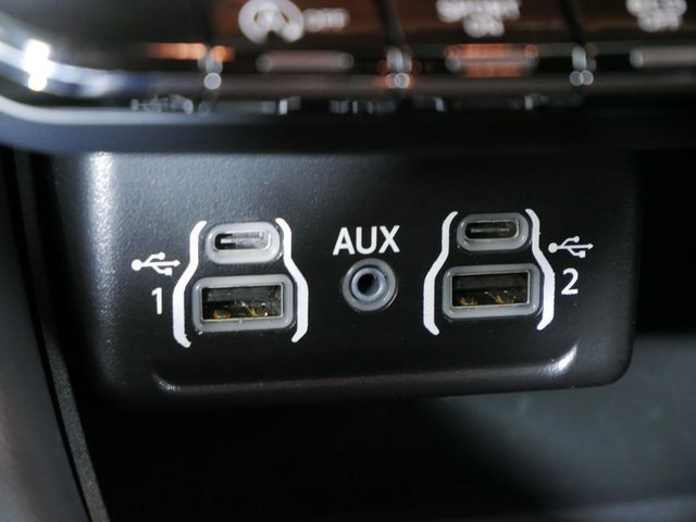 Used 2025 Dodge Durango GT AWD/4WD image 28