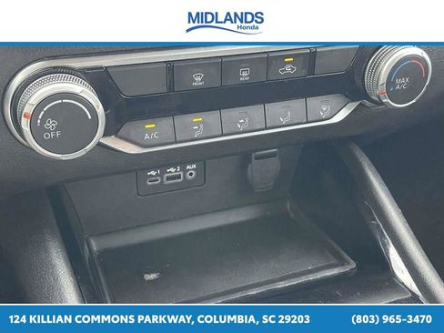 Used 2024 Nissan Altima 2.5 SV FWD image 25