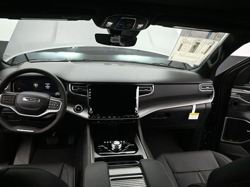 New 2026 Jeep Grand Wagoneer Limited AWD/4WD image 25
