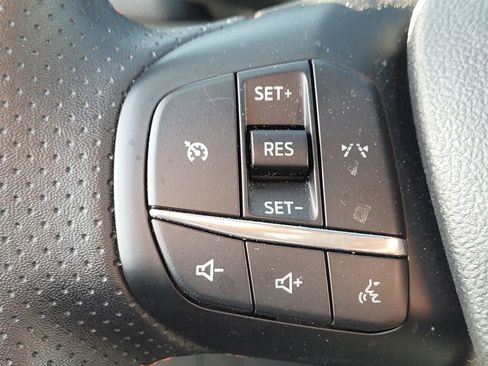 Used 2025 Ford Escape ST-Line AWD/4WD image 23