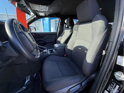 Used 2025 Toyota 4Runner SR5 AWD/4WD image 3