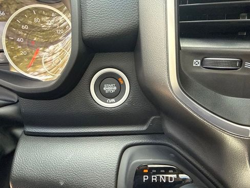 New 2026 RAM 1500 4x4 Crew Cab image 16