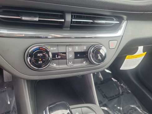 New 2026 Buick Envista Sport Touring w/ Convenience I Package FWD image 16